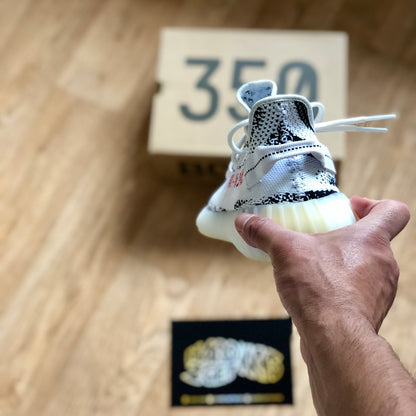 Yeezy Boost 350 V2 - Zebra
