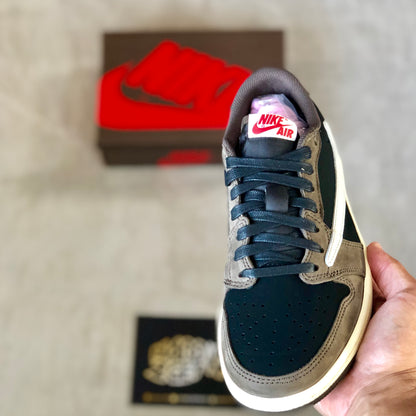 Travis Scott Air Jordan 1 Retro Low OG