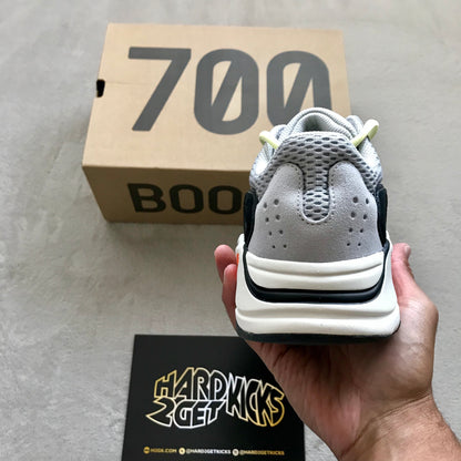 Yeezy Boost 700 - Wave Runner