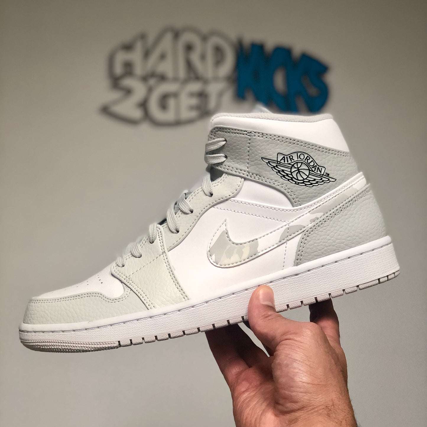 Air Jordan 1 Mid - Grey Camo