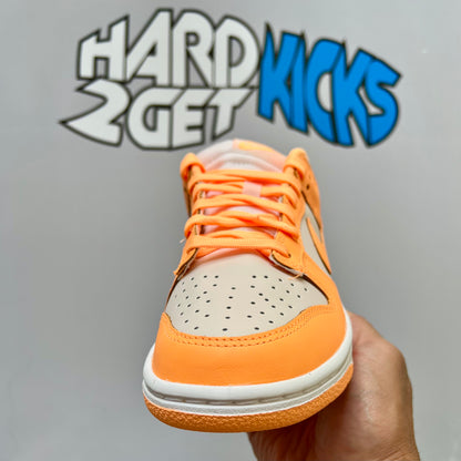 Wmns Nike Dunk Low - Peach Cream