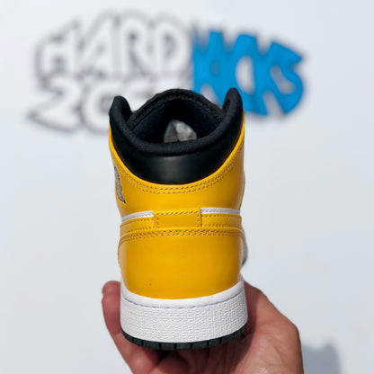 Air Jordan 1 Mid GS - University Gold