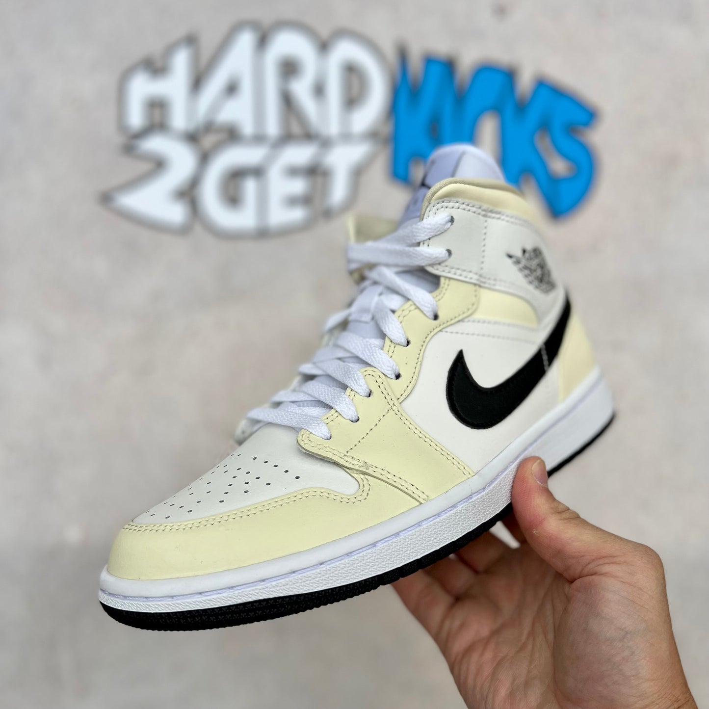 Wmns Air Jordan 1 Mid - Coconut Milk